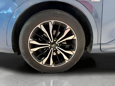 Ford Kuga 1.5 EcoBoost ST-Line X 4x2 110 kW (150 CV) 9 Ford Kuga 1.5 EcoBoost ST-Line X 4x2 110 kW (150 CV) 9