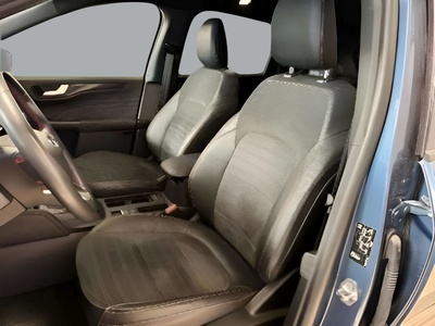 Ford Kuga 1.5 EcoBoost ST-Line X 4x2 110 kW (150 CV) 12 Ford Kuga 1.5 EcoBoost ST-Line X 4x2 110 kW (150 CV) 12