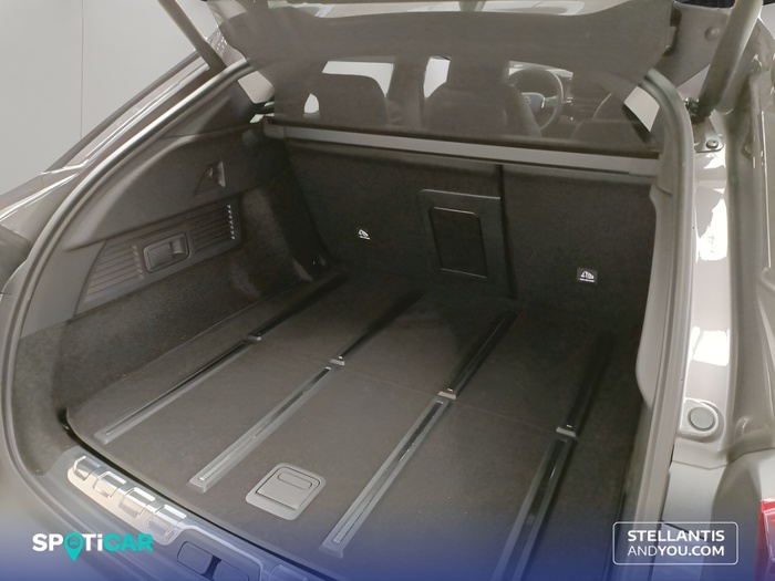 Citroen C5 X Hybrid 225 Shine Pack e-EAT8 165 kW (225 CV) Vehículo usado en Sevilla Citroen C5 X Hybrid 225 Shine Pack e-EAT8 165 kW (225 CV) Vehículo usado en Sevilla