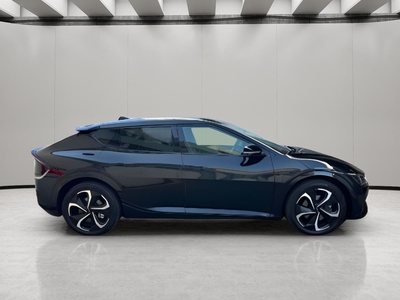 Kia EV6 GT-Line 77,4kWh Long Range AWD 239 kW (325 CV) 7 Kia EV6 GT-Line 77,4kWh Long Range AWD 239 kW (325 CV) 7