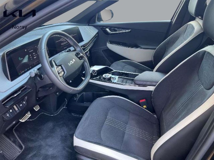 Kia EV6 GT-Line 77,4kWh Long Range AWD 239 kW (325 CV) Vehículo usado en Sevilla Kia EV6 GT-Line 77,4kWh Long Range AWD 239 kW (325 CV) Vehículo usado en Sevilla