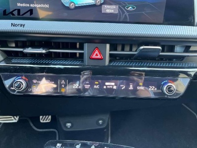 Kia EV6 GT-Line 77,4kWh Long Range AWD 239 kW (325 CV) 12 Kia EV6 GT-Line 77,4kWh Long Range AWD 239 kW (325 CV) 12