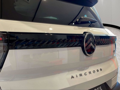 Citroen C3 Aircross PureTech 100 S&S Plus 74 kW (100 CV) 15 Citroen C3 Aircross PureTech 100 S&S Plus 74 kW (100 CV) 15