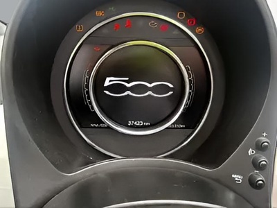 Fiat 500C 1.0 Hybrid Dolcevita 51 kW (70 CV) 14 Fiat 500C 1.0 Hybrid Dolcevita 51 kW (70 CV) 14