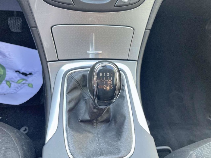 Opel Insignia 2.0 CDTI ecoFlex S&S Business 103 kW (140 CV) Vehículo usado en Sevilla Opel Insignia 2.0 CDTI ecoFlex S&S Business 103 kW (140 CV) Vehículo usado en Sevilla