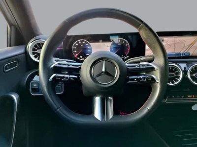 Mercedes-Benz Clase A 180 100 kW (136 CV) 12 Mercedes-Benz Clase A 180 100 kW (136 CV) 12