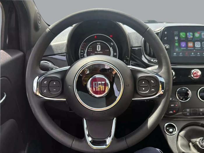 Fiat 500 1.0 Hybrid Dolcevita 51 kW (70 CV) Vehículo usado en Sevilla Fiat 500 1.0 Hybrid Dolcevita 51 kW (70 CV) Vehículo usado en Sevilla