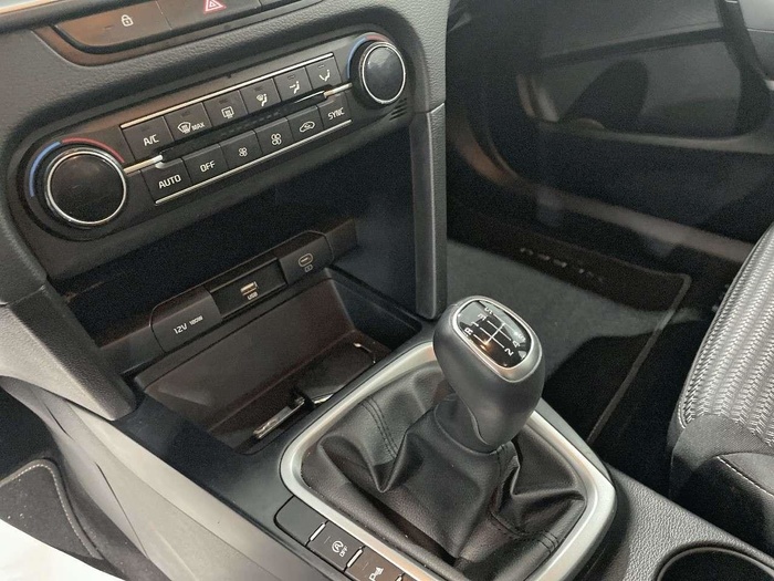 Kia XCeed 1.0 T-GDi Drive 88 kW (120 CV) Vehículo usado en Sevilla Kia XCeed 1.0 T-GDi Drive 88 kW (120 CV) Vehículo usado en Sevilla