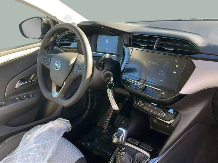 Opel Corsa 1.2T XHL Edition 74 kW (100 CV) KM0 en Sevilla Opel Corsa 1.2T XHL Edition 74 kW (100 CV) KM0 en Sevilla