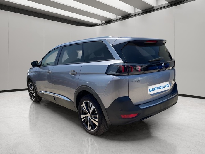 Peugeot 5008 PureTech 130 S&S Allure Pack 96 kW (130 CV) Vehículo usado en Sevilla Peugeot 5008 PureTech 130 S&S Allure Pack 96 kW (130 CV) Vehículo usado en Sevilla