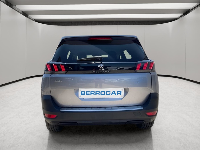 Peugeot 5008 PureTech 130 S&S Allure Pack 96 kW (130 CV) Vehículo usado en Sevilla Peugeot 5008 PureTech 130 S&S Allure Pack 96 kW (130 CV) Vehículo usado en Sevilla