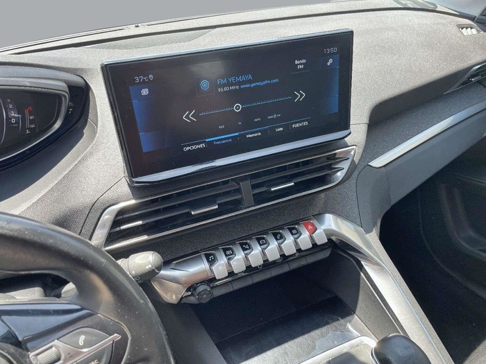 Peugeot 5008 PureTech 130 S&S Allure Pack 96 kW (130 CV) Vehículo usado en Sevilla Peugeot 5008 PureTech 130 S&S Allure Pack 96 kW (130 CV) Vehículo usado en Sevilla