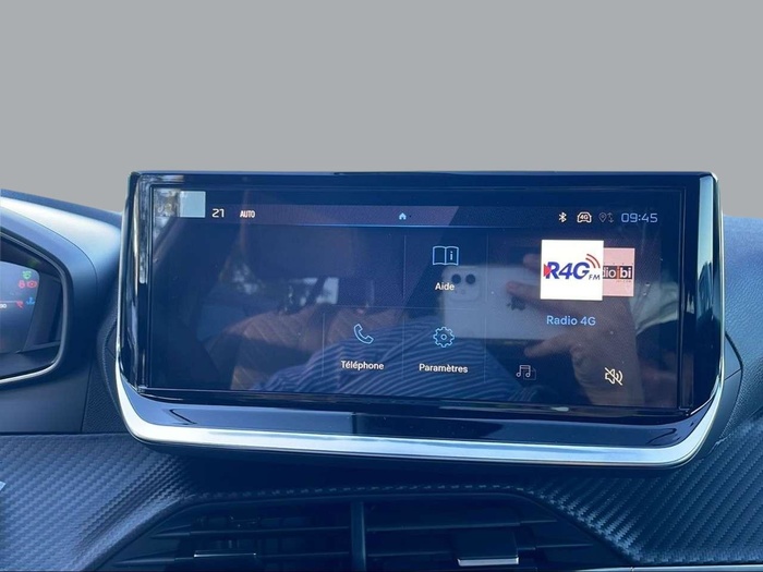 Peugeot 2008 PureTech 100 S&S Allure 75 kW (100 CV) Vehículo usado en Sevilla Peugeot 2008 PureTech 100 S&S Allure 75 kW (100 CV) Vehículo usado en Sevilla