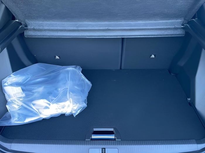 Peugeot 2008 PureTech 100 S&S Allure 75 kW (100 CV) Vehículo usado en Sevilla Peugeot 2008 PureTech 100 S&S Allure 75 kW (100 CV) Vehículo usado en Sevilla