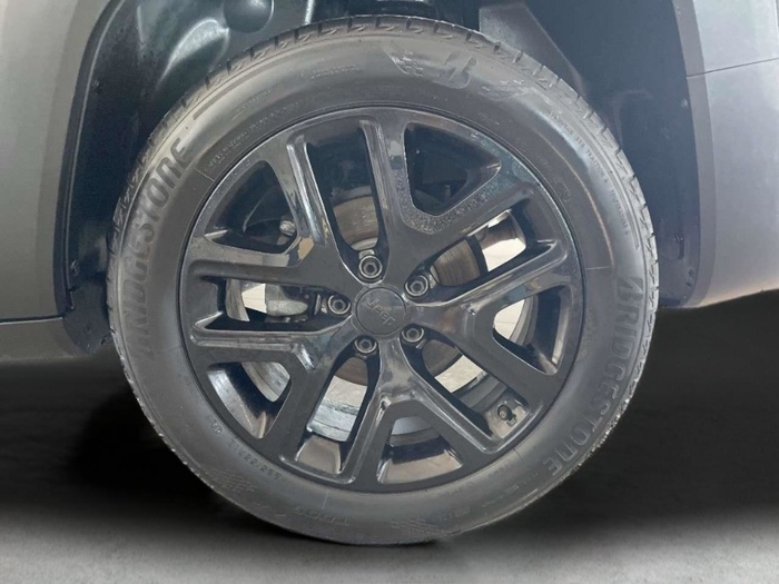 Jeep Renegade 1.0G Night Eagle II 4x2 88 kW (120 CV) Vehículo usado en Sevilla Jeep Renegade 1.0G Night Eagle II 4x2 88 kW (120 CV) Vehículo usado en Sevilla