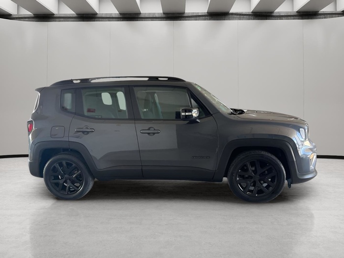 Jeep Renegade 1.0G Night Eagle II 4x2 88 kW (120 CV) Vehículo usado en Sevilla Jeep Renegade 1.0G Night Eagle II 4x2 88 kW (120 CV) Vehículo usado en Sevilla