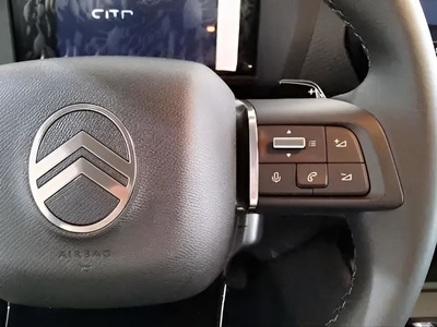 Citroen C4 Hybrid 136 e-DCS6 Business Edition 100 kW (136 CV) 14 Citroen C4 Hybrid 136 e-DCS6 Business Edition 100 kW (136 CV) 14