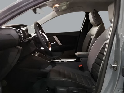 Citroen C4 Hybrid 136 e-DCS6 Business Edition 100 kW (136 CV) 7 Citroen C4 Hybrid 136 e-DCS6 Business Edition 100 kW (136 CV) 7