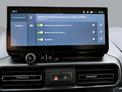 Citroen Berlingo BlueHDi 100 S&S Plus Talla M 75 kW (102 CV) 29 Citroen Berlingo BlueHDi 100 S&S Plus Talla M 75 kW (102 CV) 29