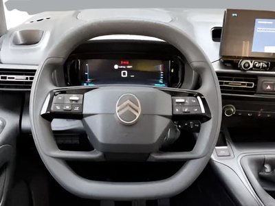 Citroen Berlingo BlueHDi 100 S&S Plus Talla M 75 kW (102 CV) 22 Citroen Berlingo BlueHDi 100 S&S Plus Talla M 75 kW (102 CV) 22