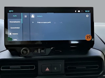 Citroen Berlingo BlueHDi 100 S&S Plus Talla M 75 kW (102 CV) 25 Citroen Berlingo BlueHDi 100 S&S Plus Talla M 75 kW (102 CV) 25