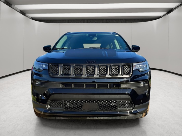 Jeep Compass 1.5 MHEV eHybrid Summit DCT 96 kW (130 CV) KM0 en Sevilla Jeep Compass 1.5 MHEV eHybrid Summit DCT 96 kW (130 CV) KM0 en Sevilla