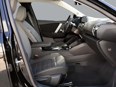 Citroen C4 Hybrid 145 Business Edition e-DCS6 107 kW (145 CV) 9 Citroen C4 Hybrid 145 Business Edition e-DCS6 107 kW (145 CV) 9