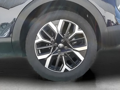 Citroen C4 Hybrid 136 e-DCS6 Business Edition 100 kW (136 CV) 7 Citroen C4 Hybrid 136 e-DCS6 Business Edition 100 kW (136 CV) 7