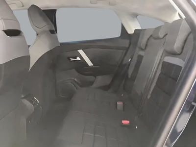 Citroen C4 Hybrid 136 e-DCS6 Business Edition 100 kW (136 CV) 10 Citroen C4 Hybrid 136 e-DCS6 Business Edition 100 kW (136 CV) 10