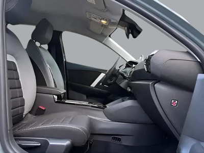 Citroen C4 Hybrid 145 Business Edition e-DCS6 107 kW (145 CV) 12 Citroen C4 Hybrid 145 Business Edition e-DCS6 107 kW (145 CV) 12