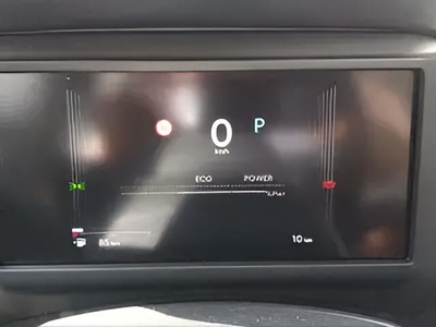 Citroen C4 Hybrid 145 Business Edition e-DCS6 107 kW (145 CV) 13 Citroen C4 Hybrid 145 Business Edition e-DCS6 107 kW (145 CV) 13