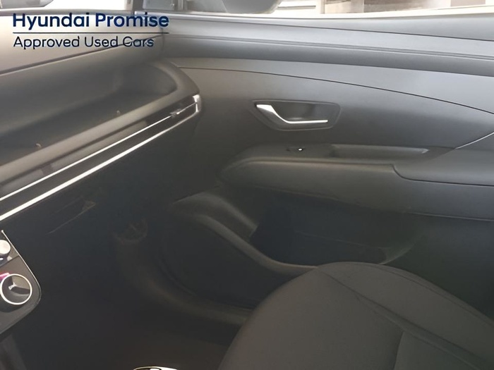 Hyundai Tucson 1.6 TGDI HEV Maxx Auto 158 kW (215 CV) KM0 en Sevilla Hyundai Tucson 1.6 TGDI HEV Maxx Auto 158 kW (215 CV) KM0 en Sevilla
