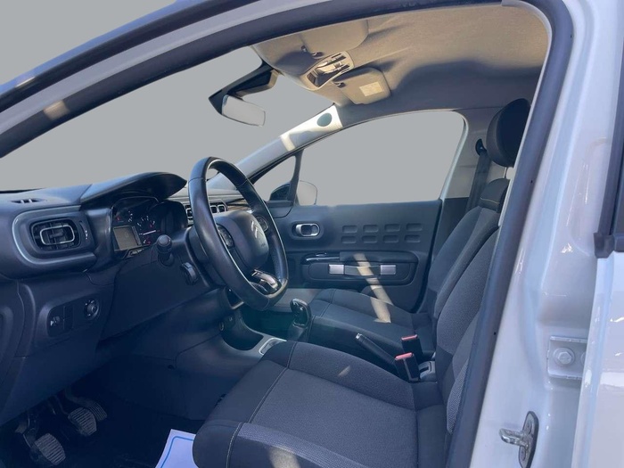 Citroen C3 PureTech 83 Feel Pack 61 kW (83 CV) Vehículo usado en Sevilla Citroen C3 PureTech 83 Feel Pack 61 kW (83 CV) Vehículo usado en Sevilla