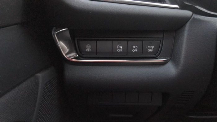 Mazda CX-30 2.0 Skyactiv-G Evolution 2WD 90 kW (122 CV) Vehículo usado en Sevilla Mazda CX-30 2.0 Skyactiv-G Evolution 2WD 90 kW (122 CV) Vehículo usado en Sevilla