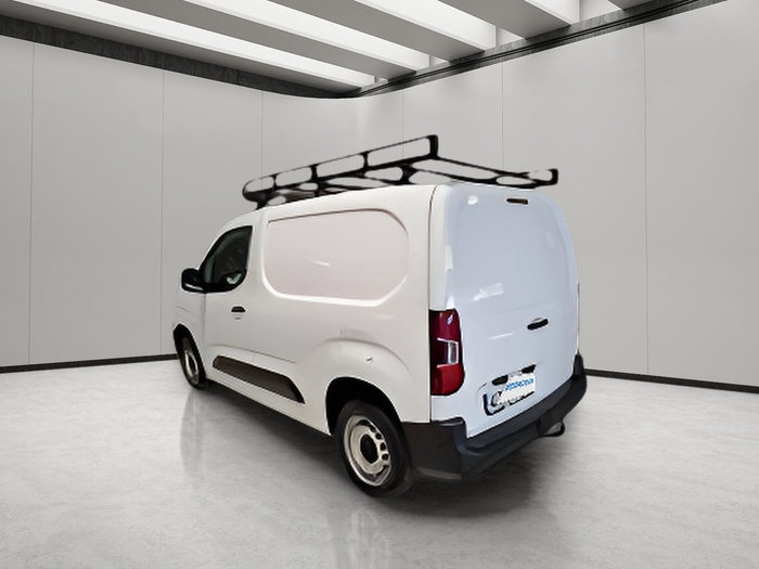 Peugeot Partner Furgon BlueHDi 75 Pro Standard 600kg 55 kW (73 CV) Vehículo usado en Sevilla Peugeot Partner Furgon BlueHDi 75 Pro Standard 600kg 55 kW (73 CV) Vehículo usado en Sevilla