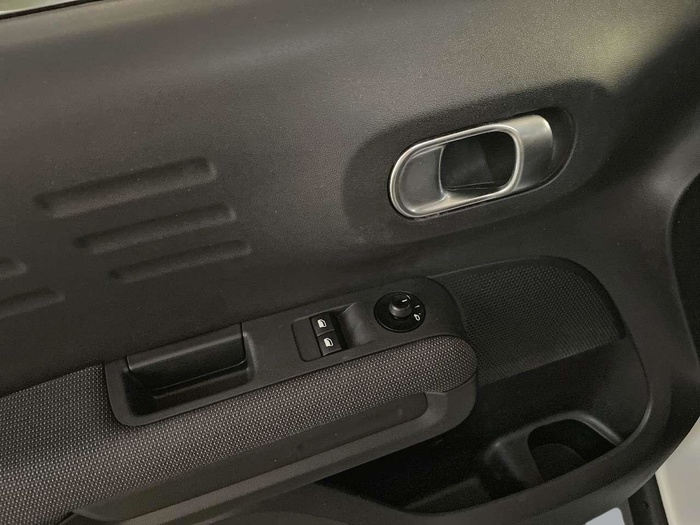 Citroen C3 Aircross PureTech 110 S&S C-Series 81 kW (110 CV) Vehículo usado en Sevilla Citroen C3 Aircross PureTech 110 S&S C-Series 81 kW (110 CV) Vehículo usado en Sevilla