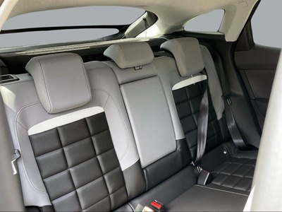 Citroen C4 Hybrid 136 e-DCS6 Max 100 kW (136 CV) 11 Citroen C4 Hybrid 136 e-DCS6 Max 100 kW (136 CV) 11