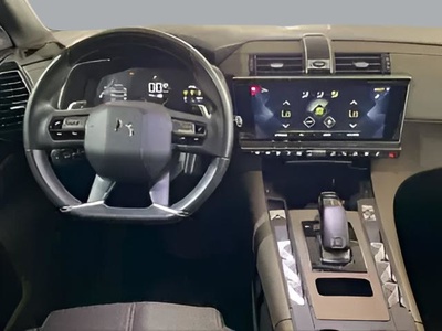 DS DS7 Crossback BlueHDi 130 So Chic Auto 96 kW (130 CV) 7 DS DS7 Crossback BlueHDi 130 So Chic Auto 96 kW (130 CV) 7