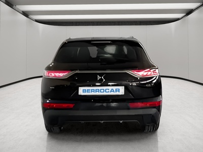 DS DS7 Crossback BlueHDi 130 So Chic Auto 96 kW (130 CV) 6 DS DS7 Crossback BlueHDi 130 So Chic Auto 96 kW (130 CV) 6