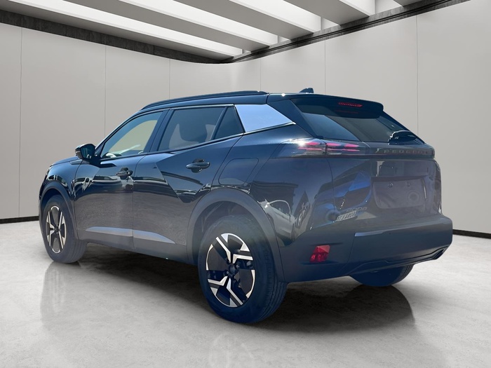 Peugeot 2008 PureTech 100 S&S Allure 75 kW (100 CV) Vehículo usado en Sevilla Peugeot 2008 PureTech 100 S&S Allure 75 kW (100 CV) Vehículo usado en Sevilla