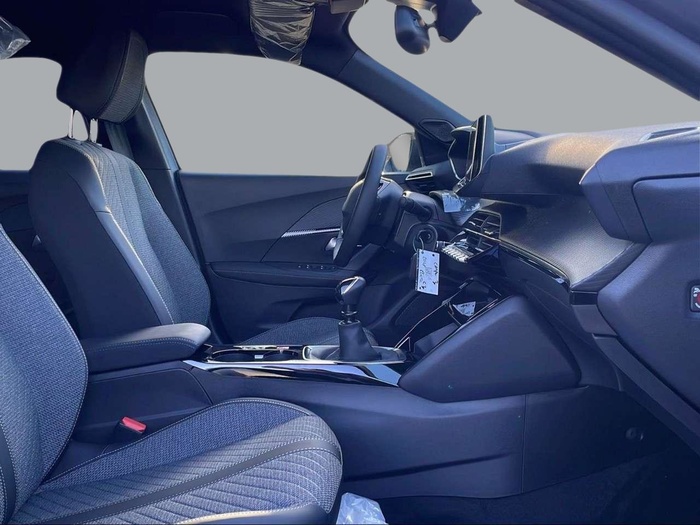 Peugeot 2008 PureTech 100 S&S Allure 75 kW (100 CV) Vehículo usado en Sevilla Peugeot 2008 PureTech 100 S&S Allure 75 kW (100 CV) Vehículo usado en Sevilla