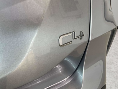 Citroen C4 BlueHDi 130 S&S Feel Pack EAT8 96 kW (130 CV) 12 Citroen C4 BlueHDi 130 S&S Feel Pack EAT8 96 kW (130 CV) 12