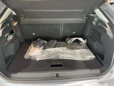 Citroen C4 BlueHDi 130 S&S Feel Pack EAT8 96 kW (130 CV) 19 Citroen C4 BlueHDi 130 S&S Feel Pack EAT8 96 kW (130 CV) 19