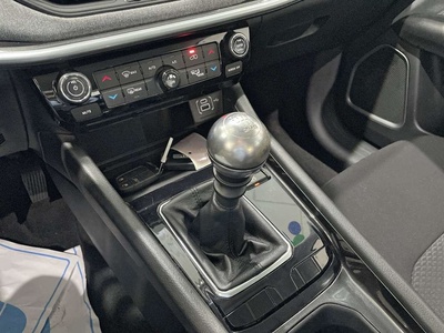 Jeep Compass 1.6 Multijet Longitude 4x2 96 kW (130 CV) 16 Jeep Compass 1.6 Multijet Longitude 4x2 96 kW (130 CV) 16