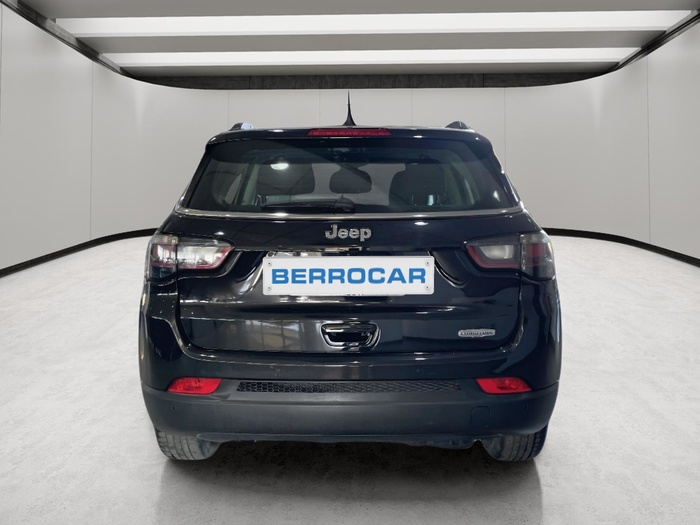 Jeep Compass 1.6 Multijet Longitude 4x2 96 kW (130 CV) Vehículo usado en Sevilla Jeep Compass 1.6 Multijet Longitude 4x2 96 kW (130 CV) Vehículo usado en Sevilla