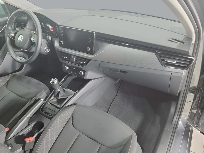 Skoda Scala 1.0 TSI Ambition 81 kW (110 CV) Vehículo usado en Sevilla Skoda Scala 1.0 TSI Ambition 81 kW (110 CV) Vehículo usado en Sevilla