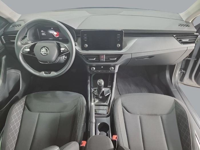 Skoda Scala 1.0 TSI Ambition 81 kW (110 CV) Vehículo usado en Sevilla Skoda Scala 1.0 TSI Ambition 81 kW (110 CV) Vehículo usado en Sevilla