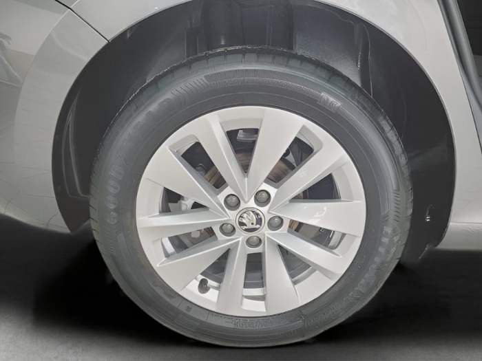 Skoda Scala 1.0 TSI Ambition 81 kW (110 CV) Vehículo usado en Sevilla Skoda Scala 1.0 TSI Ambition 81 kW (110 CV) Vehículo usado en Sevilla