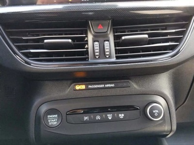 Ford Focus 1.0 Ecoboost MHEV ST-Line 92 kW (125 CV) 14 Ford Focus 1.0 Ecoboost MHEV ST-Line 92 kW (125 CV) 14