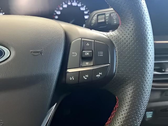 Ford Focus 1.0 Ecoboost MHEV ST-Line 114 kW (155 CV) Vehículo usado en Sevilla Ford Focus 1.0 Ecoboost MHEV ST-Line 114 kW (155 CV) Vehículo usado en Sevilla